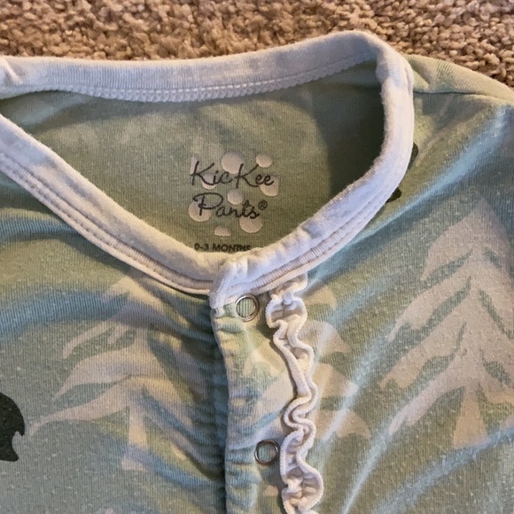 Kickee Pants Aloe Bears and Treeline Series 0-3M Onesie with Ruffles. - Picture 6 of 6